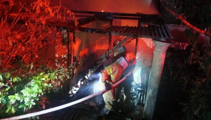 Rumah Warga di Bojonegoro Ludes Terbakar, Diduga Dibakar Anak Kandung yang Alami Gangguan Jiwa