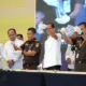 Kejaksaan menghancurkan 14 jam tangan yang ternyata palsu. Foto: Dok. Kejaksaan Agung