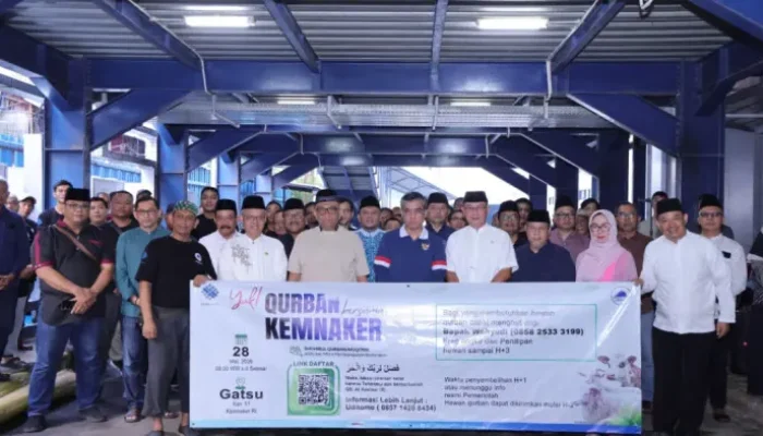Kemnaker Tebar 93 Hewan Kurban Idul Adha 2026, Menaker Yassierli Tekankan Semangat Ketakwaan dan Produktivitas