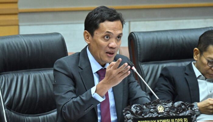 RUU Polri Mulai Dibahas DPR, Batas Usia Pensiun hingga Pengawasan Internal Bakal Diubah