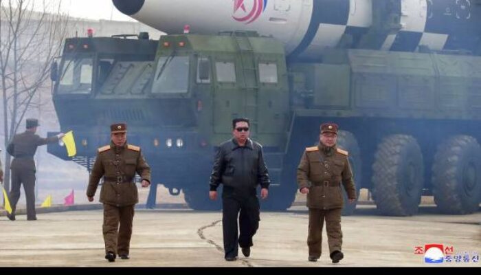 Kim Jong Un Ubah Konstitusi Korut: Jika Dibunuh, Serangan Nuklir Otomatis Diluncurkan