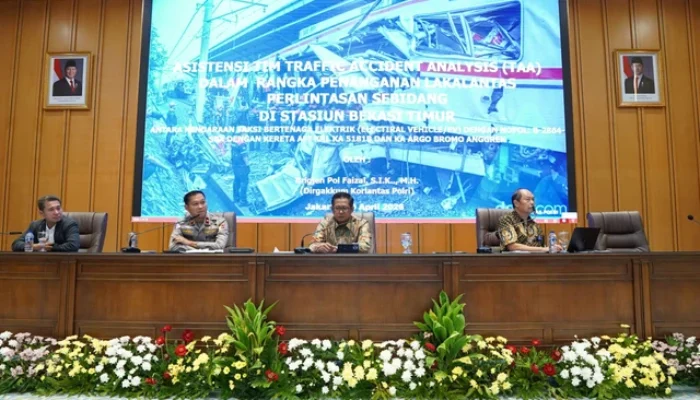 Terungkap! Kelalaian Sopir Taksi Picu Tragedi KRL vs Argo Bromo di Bekasi, 16 Tewas