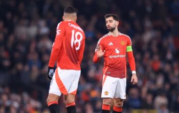 MU Siapkan Rp 3,5 Triliun untuk Revolusi Lini Tengah! Casemiro Cabut, 5 Gelandang Top Masuk Radar Setan Merah