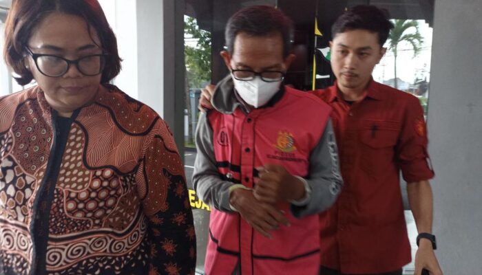 Mantan Direktur BPR Blitar Ditahan, Dugaan Kredit Fiktif Rp255 Juta Seret Debitur hingga Rugikan Negara