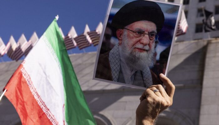 Media Iran Sebut Persiapan Pemakaman Ayatollah Ali Khamenei Dimulai, Kehadiran Massa Besar Diperkirakan