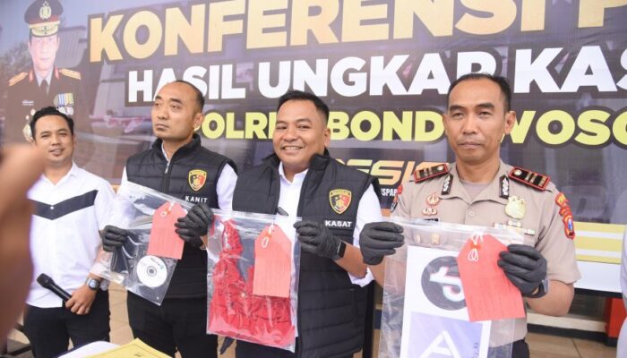 Pasangan Kekasih di Bondowoso Ditangkap, Live Streaming Asusila Dipatok Rp35 Ribu per Penonton