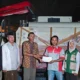 Perwakilan Kementerian Pertanian (Kementan) menyerahkan alat dan mesin pertanian berupa corn combine harvester kepada kelompok tani di Kabupaten Tuban, Jawa Timur, Senin 18 Mei 2026 (Foto: Biro Humas Kementan)