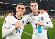 Phil Foden (kiri) dan Cole Palmer (kanan) Skuad Inggris