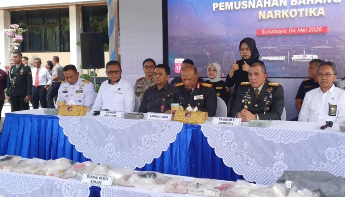 Langka & Berbahaya! 22 Kg Kokain dari Pantai Sumenep Dimusnahkan, Polda Jatim Buru Jaringan Besar