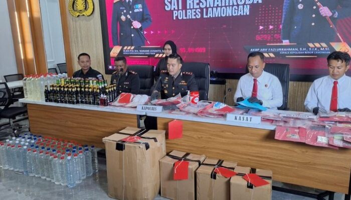 Polres Lamongan Bongkar Jaringan Pil Koplo Lintas Provinsi, 142 Ribu Obat Keras Disita dari Dua Tersangka