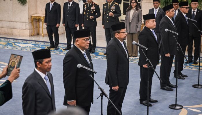 Pengamat: Politik “Merangkul” Prabowo Jadi Kunci Stabilitas, Reshuffle Tak Sentuh Lingkaran Jokowi