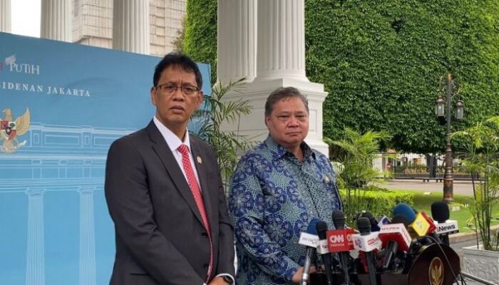 Prabowo Kumpulkan Ekonom Senior di Istana, Bahas Ancaman Krisis Global hingga Rupiah Melemah
