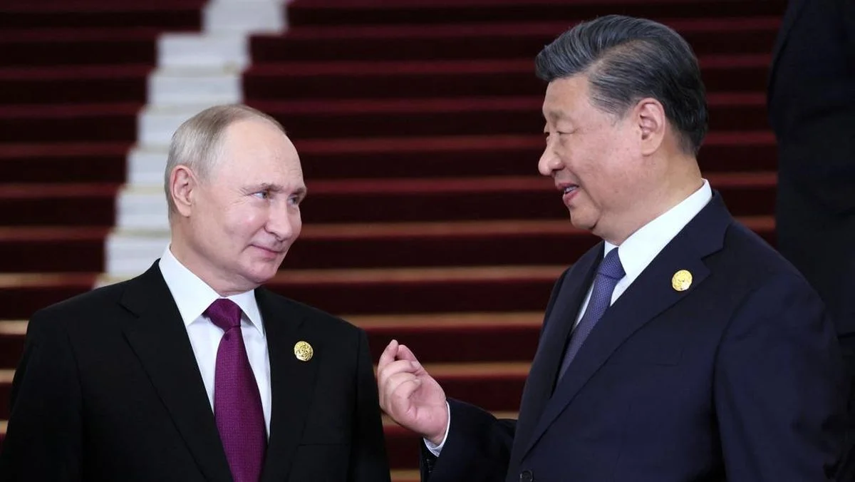 Putin (kiri) dan Xi Jinping (kanan) Kompak Kecam Proyek ‘Golden Dome’