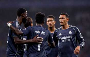 Vinicius Jr Menggila! Real Madrid Bungkam Espanyol 2-0, Pesta Juara Barcelona Tertunda
