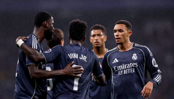 Vinicius Jr Menggila! Real Madrid Bungkam Espanyol 2-0, Pesta Juara Barcelona Tertunda