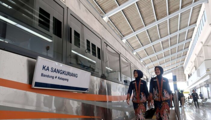 Resmi Meluncur! KA Sangkuriang Banyuwangi–Bandung Diserbu Penumpang, Okupansi Tembus 109% di Hari Perdana