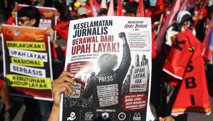 Ribuan Buruh Kepung DPRD Jateng saat May Day, Tuntut Hapus Outsourcing hingga Kesejahteraan—Gubernur Turun Langsung