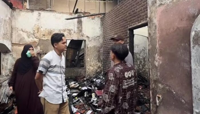 Rumah Anisa Rahma Ludes Terbakar, 3.500 Al-Qur’an Tetap Utuh — Keajaiban di Tengah Musibah