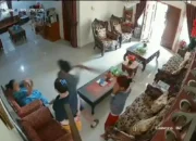 Sadis! Wanita di Pekanbaru Tewas Dihantam Kayu, Aksi Perampokan Terekam CCTV—Polisi Buru Mantan Menantu