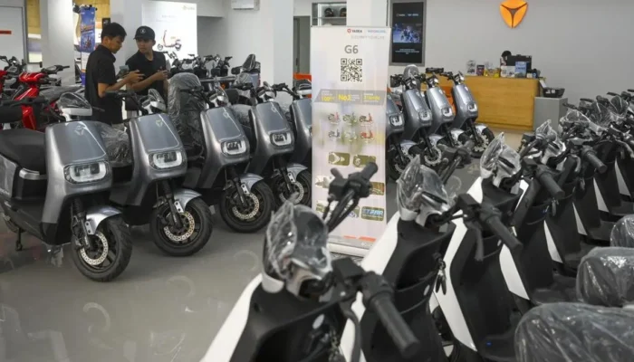RESMI! Subsidi Motor Listrik Rp5 Juta Digelontorkan, Purbaya Yudhi Sadewa: 100 Ribu Unit Pertama Diburu!