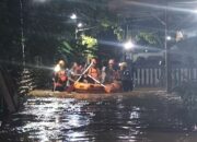 Sungai Menjangan Meluap, Banjir 1,5 Meter Rendam 300 Rumah di Lumajang dan Lumpuhkan Aktivitas Warga
