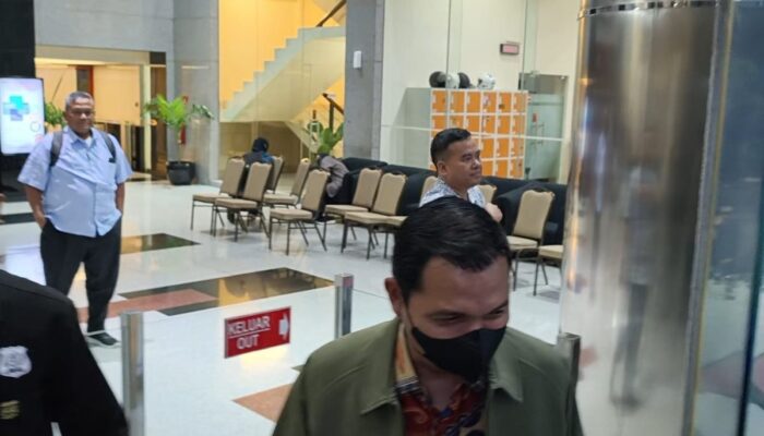 Usai Diperiksa 10 Jam di KPK, Plt Wali Kota Madiun Bungkam Terkait Kasus Korupsi Maidi