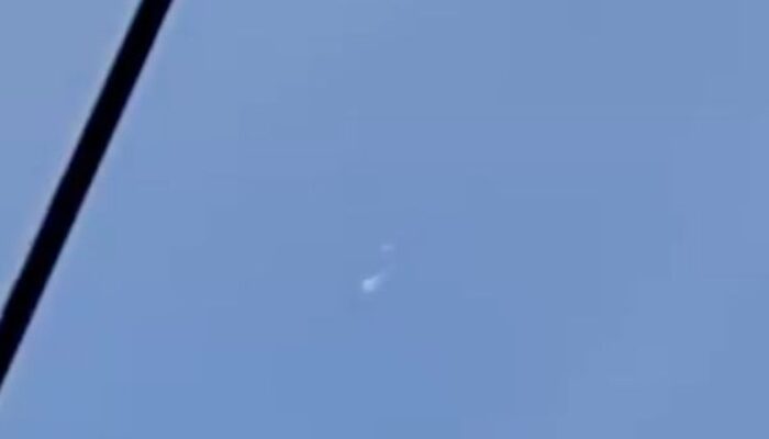 VIRAL! Objek Putih Bercahaya Melintas di Langit Bekasi, BRIN Dugaan Meteor Terang