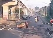 Foto: Pajero tabrak pedagang bawa gerobak di Jaktim (dok. SS video viral)