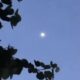 Heboh Dugaan UFO di Surabaya! Ini Deretan Penampakan Misterius di Langit Jawa Timur yang Viral