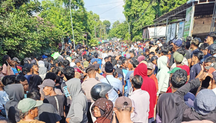 BREAKING NEWS : Oknum Kiai di Pati Jadi Tersangka Pencabulan dan Rumahnya Digeruduk Massa, 8 Korban Melapor—Diduga Bisa Capai 50 Santriwati!