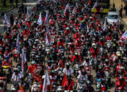 May Day 2026 Surabaya: 6.000 Buruh Kepung Kantor Gubernur, Tagih Janji Pemprov hingga Serukan Hapus Outsourcing