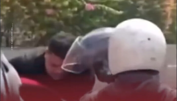 Viral Pria “Nemplok” di Mobil Melaju di Jakbar, Diduga Dipicu Konflik Keluarga: Polisi Ungkap Fakta di Baliknya