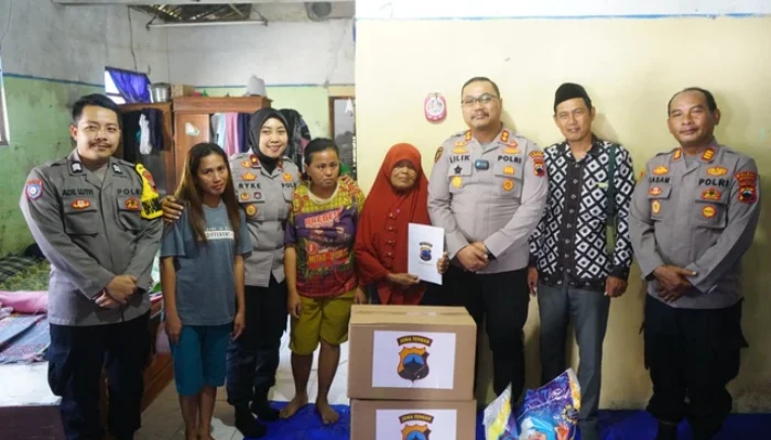 Aksi Heroik Selamatkan Rp3,6 Miliar, Kusmiyanti Jukir Lansia Brebes Dihadiahi Umrah oleh Pemilik Uang!