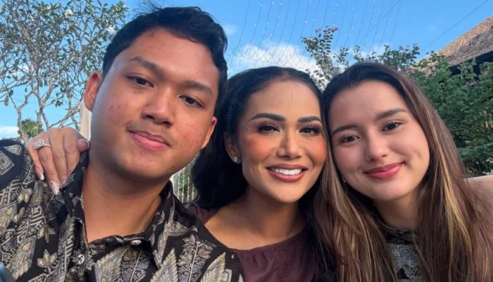 Kris Dayanti Bocorkan Persiapan Pernikahan Azriel Hermansyah dan Sarah Menzel, Bakal Satukan Budaya Indonesia, Bali hingga Jerman