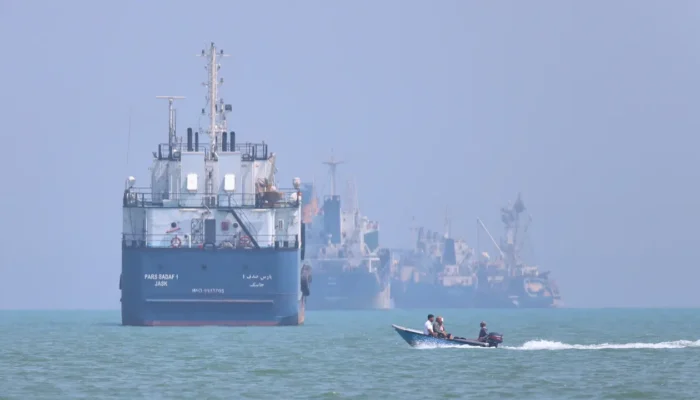 Selat Hormuz Kembali Dibuka, Hampir 80 Juta Barel Minyak Siap Mengalir ke Asia, Pasar Energi Mulai Bernapas