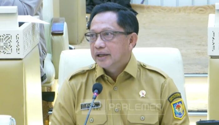 Tito Karnavian Larang Pemda Rekrut Honorer Baru: Bisa Jadi Bom Waktu dan Bebani APBD