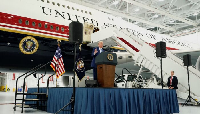 Trump Pamer Air Force One Baru Hadiah Qatar Rp6,5 Triliun, Jet Mewah USD400 Juta Tuai Sorotan Etik dan Keamanan
