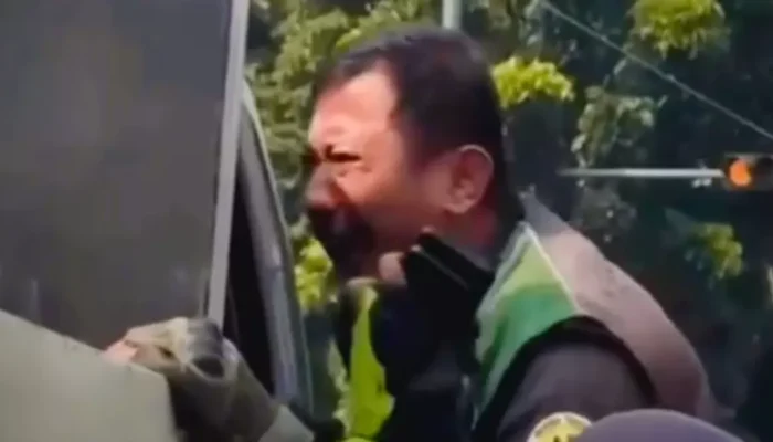 Viral Ojol Menangis Minta Motornya Tak Diangkut, Sudinhub Jaktim Buka Suara: Penertiban Berlaku untuk Semua Pelanggar