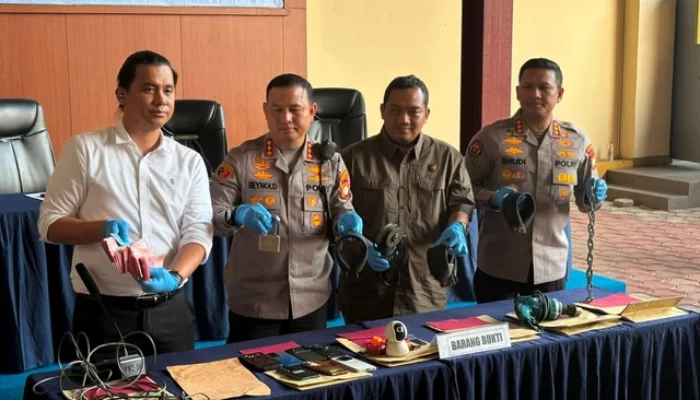 Heboh! 3 Karyawan Percetakan Disekap 21 Hari di Senen, Kaki Diborgol dan Dirantai, Polisi Tetapkan 7 Tersangka
