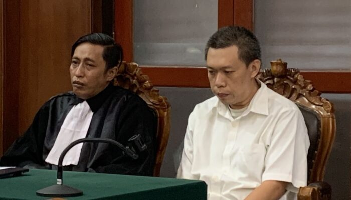 Pemilik PT Sumber Jaya Tour Diadili di PN Surabaya, Didakwa Tipu Dana Tiket Jepang Rp177,45 Juta untuk Bayar Utang Pribadi